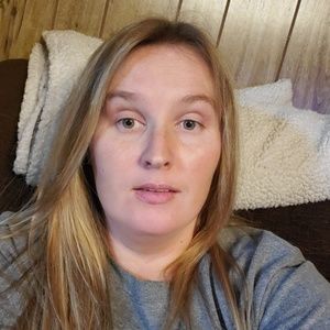 Meet your Posher, Felicia